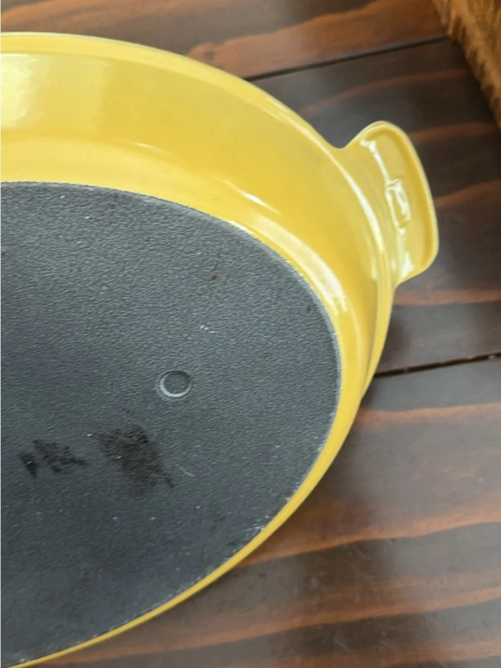 Le Creuset Vintage Yellow Oval Baking Dish - Picture 7 of 7
